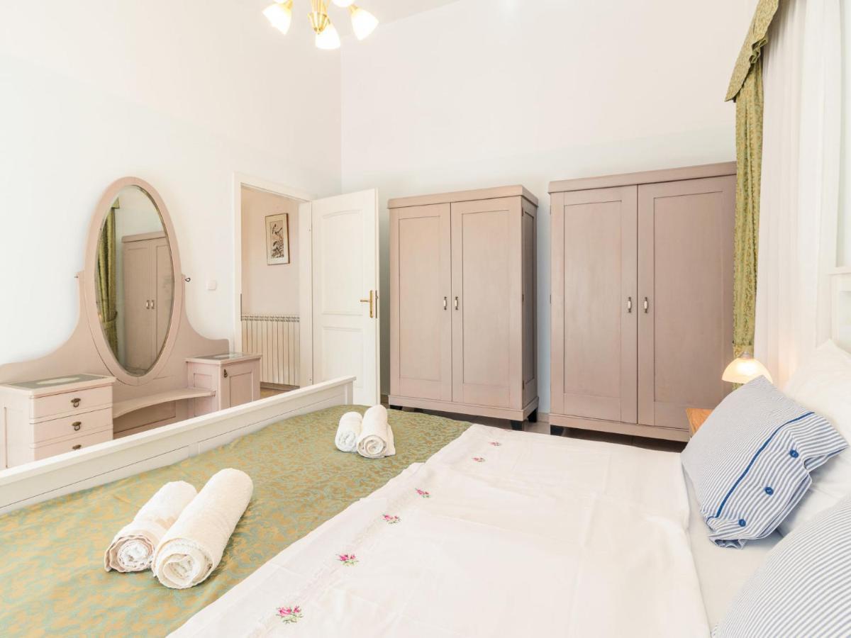 Apartment Viktorija - PRC405 Nova Vas  Buitenkant foto